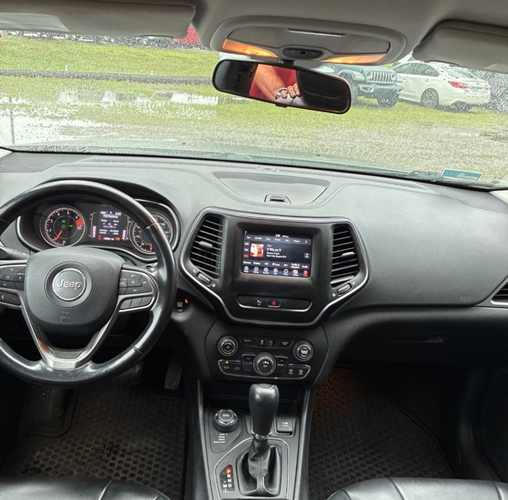 2020 Jeep Cherokee Latitude Plus - Photo 8